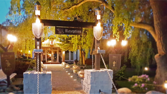 BinzHotel: Kleine Zugbrücke zum Rittergut